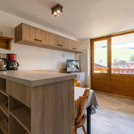 Proche Pistes Et Commerces Avec Garage - Fr-1-304-254 La Clusaz