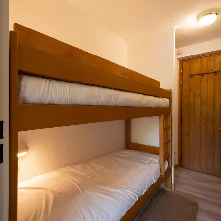 Apartmán Proche Pistes Et Commerces Avec Garage - Fr-1-304-254